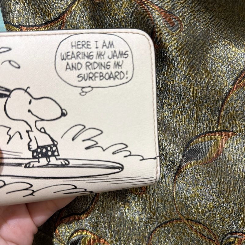 Coach x peanuts 史努比聯名象牙白短夾-5