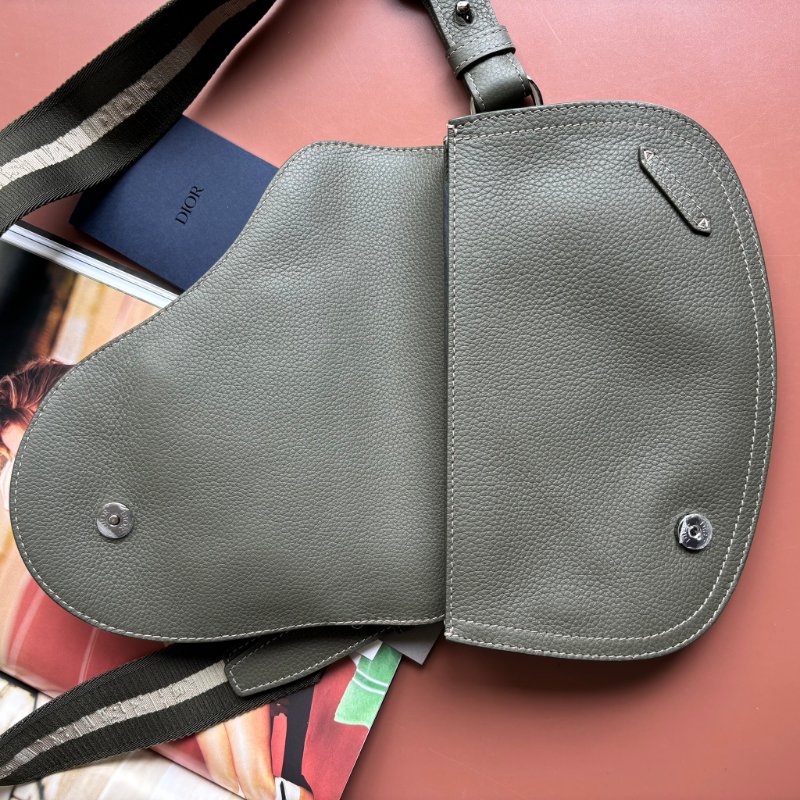 ::Christian Dior:: Saddle Pouch 墨綠色皮革馬鞍包 胸口包 側背包-20