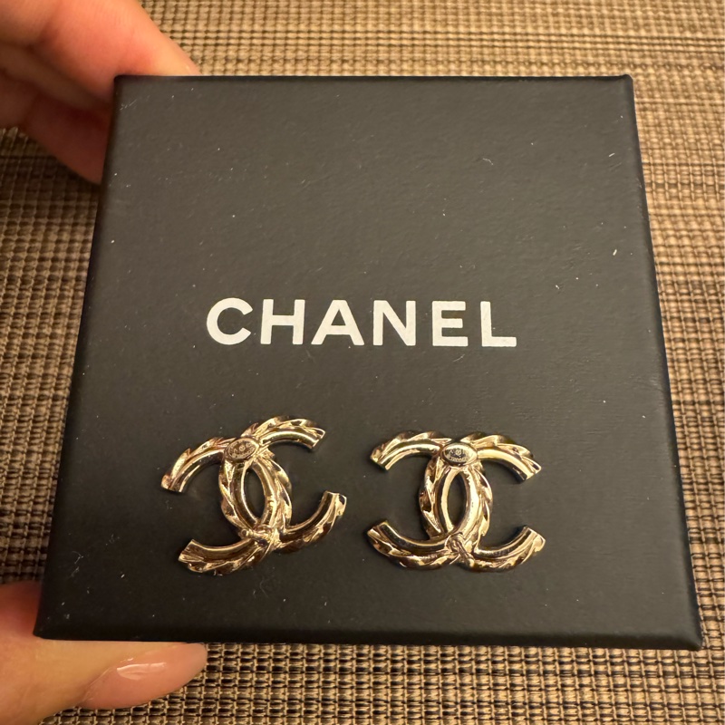 CHANEL 雙C 水鑽耳環-3