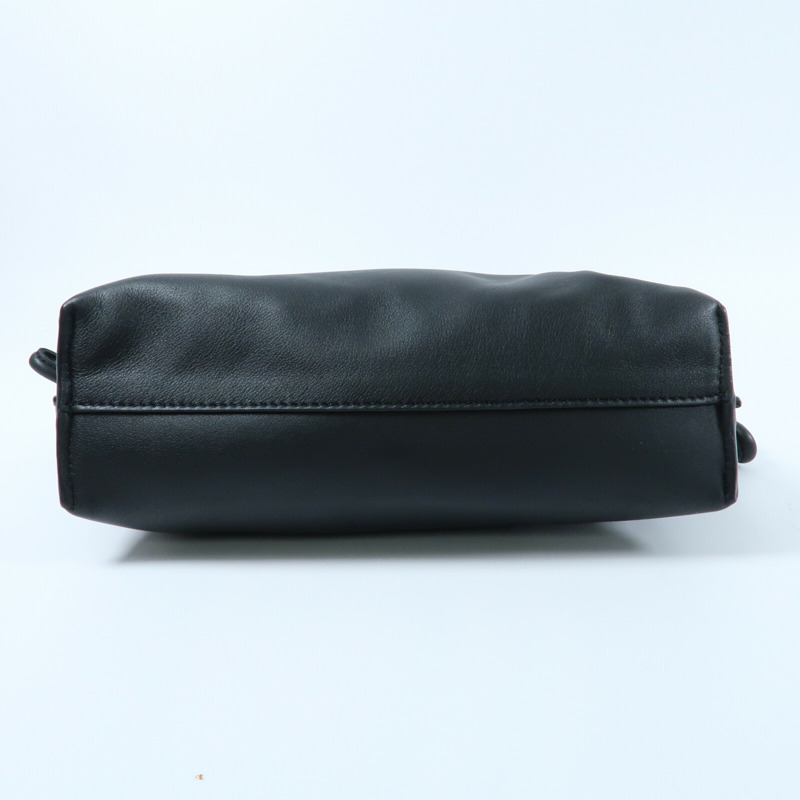 LOEWE 牛皮皮革Mini Flamenco Clutch金扣肩背袋-3