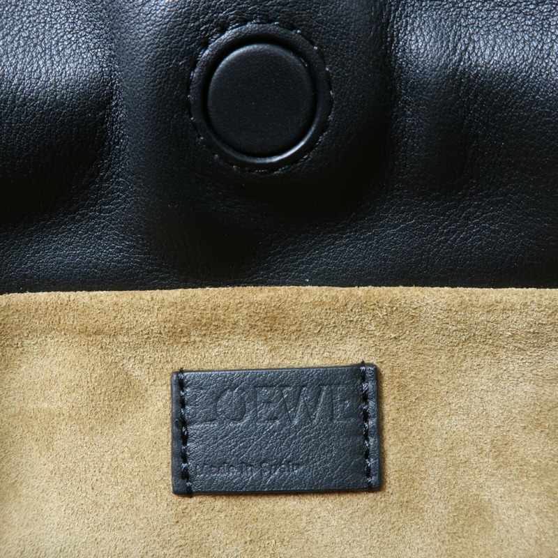 LOEWE 牛皮皮革Mini Flamenco Clutch金扣肩背袋-12