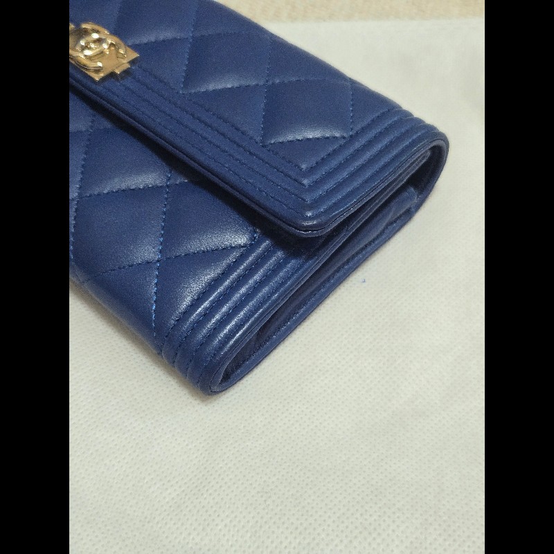 Chanel 香奈兒 藍色 boy淡金釦發財長夾 掀蓋長夾-3