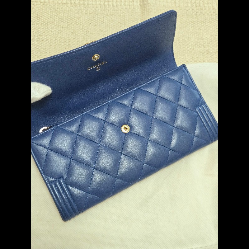 Chanel 香奈兒 藍色 boy淡金釦發財長夾 掀蓋長夾-9