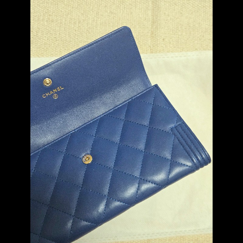 Chanel 香奈兒 藍色 boy淡金釦發財長夾 掀蓋長夾-11