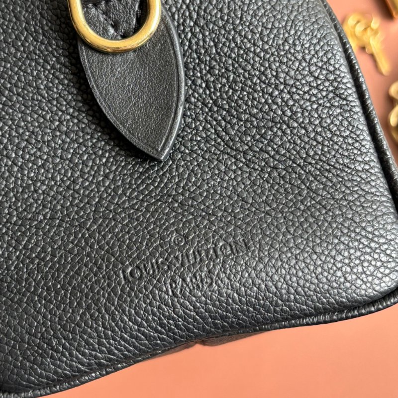 ::LOUIS VUITTON:: LV M58953 Speedy Bandoulière 20 黑色壓紋波士頓手提斜背包-10