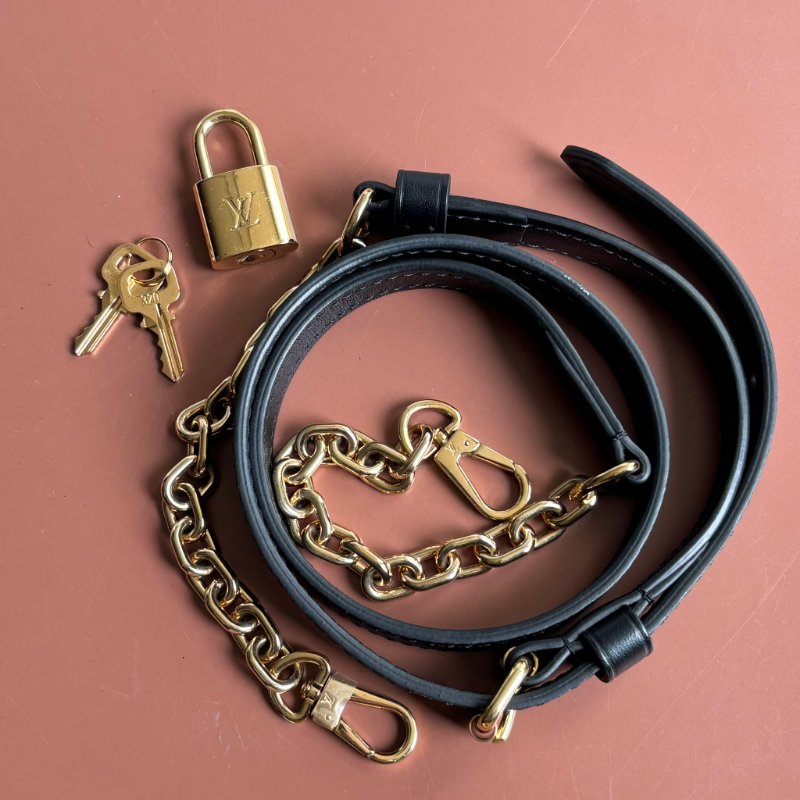 ::LOUIS VUITTON:: LV M58953 Speedy Bandoulière 20 黑色壓紋波士頓手提斜背包-14