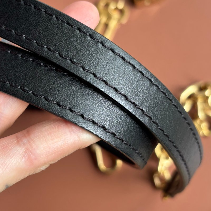 ::LOUIS VUITTON:: LV M58953 Speedy Bandoulière 20 黑色壓紋波士頓手提斜背包-20