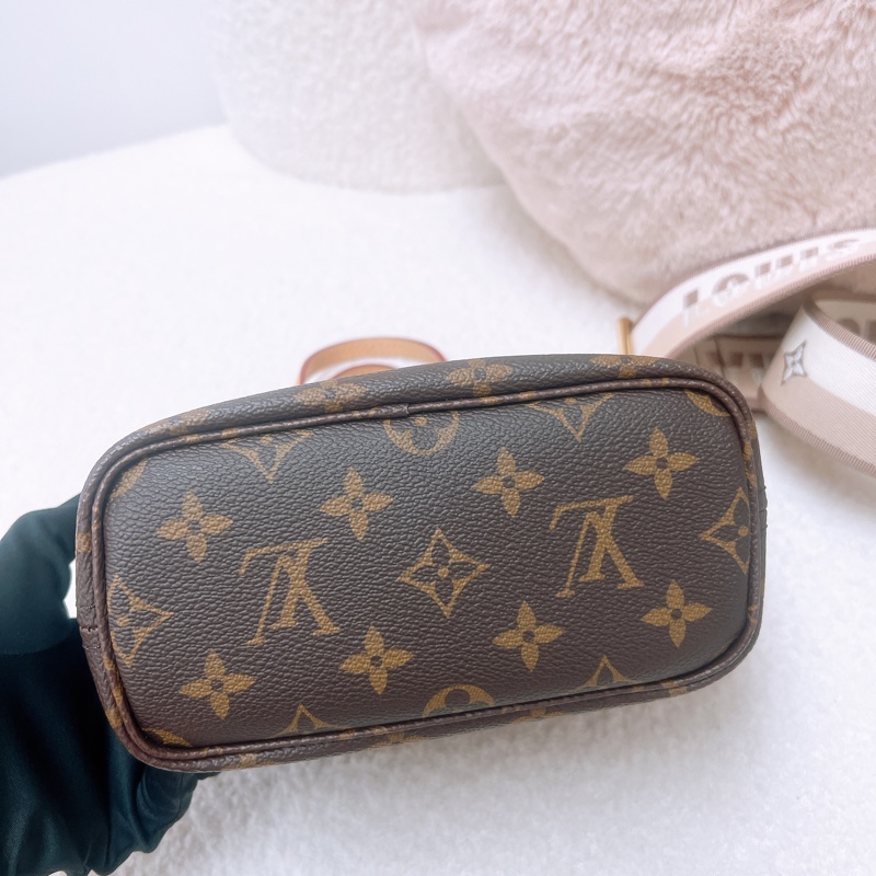 Lv neverfull bb 奶茶肩帶托特包-3