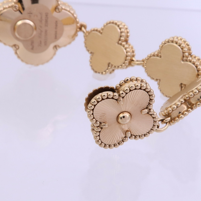 Van Cleef & Arpels Sweet Alhambra 2386240/VCAR090100-8
