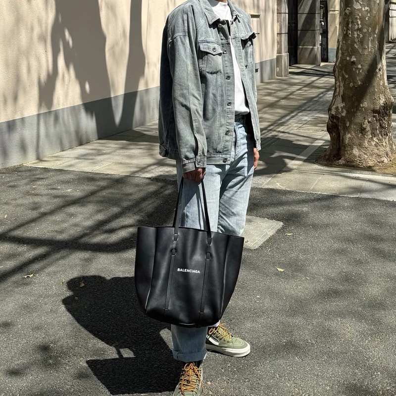 Balenciaga巴黎世家經典黑色字母LOGO托特包​​🍳-5