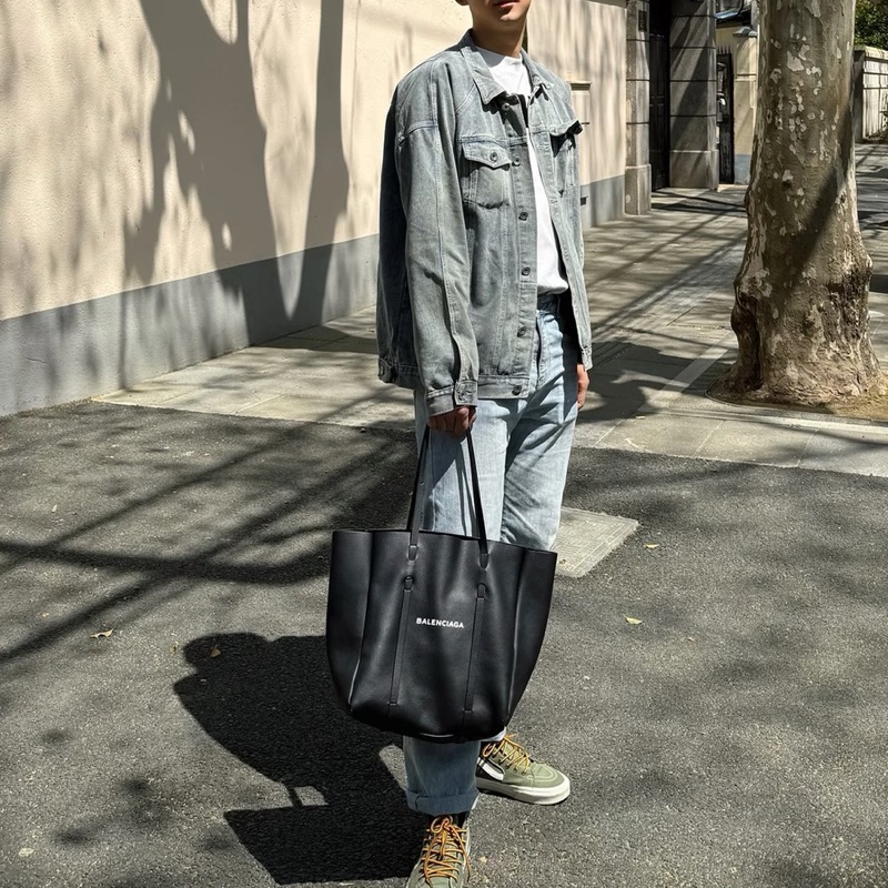 Balenciaga巴黎世家經典黑色字母LOGO托特包​​🍳-21