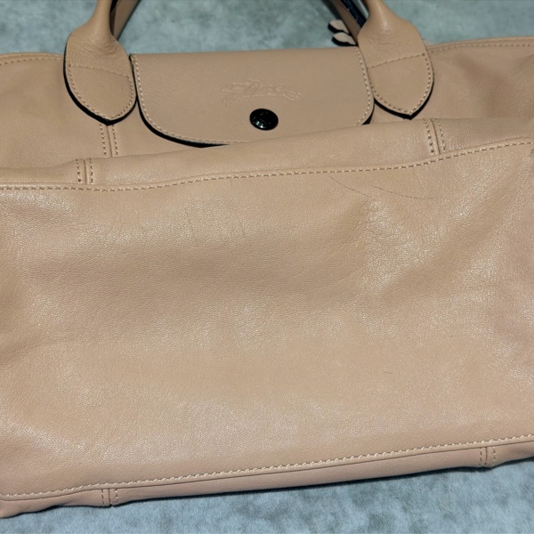 溫柔感滿分 🌸 Longchamp Le Pliage小羊皮摺疊包-17