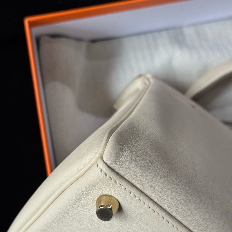 Hermes Kelly25奶昔白金扣 swift 鎖具肩帶塵袋-7