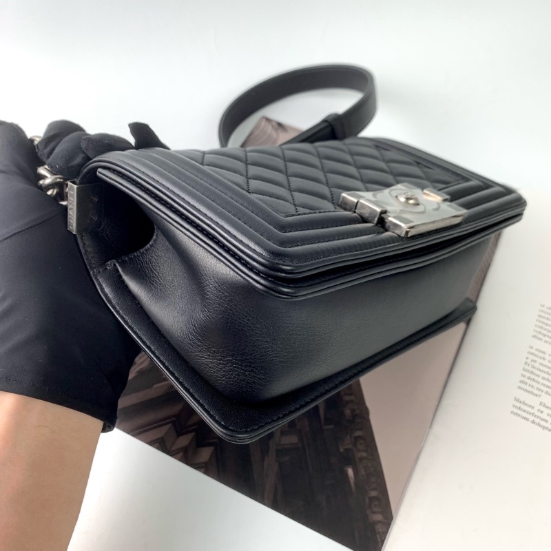 Chanel boy20牛皮黑銀/芯片款-4