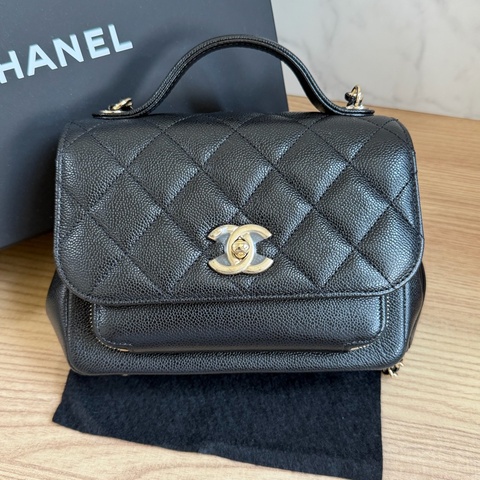 全新品 割愛出售affinity  bag 郵差包 黑色晶片款