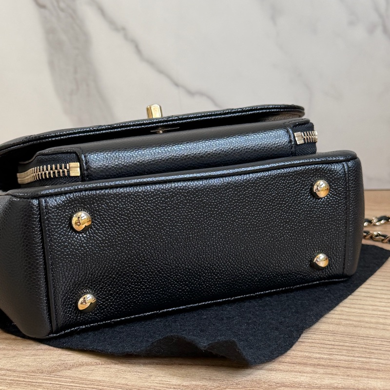 全新品 割愛出售affinity  bag 郵差包 黑色晶片款-7