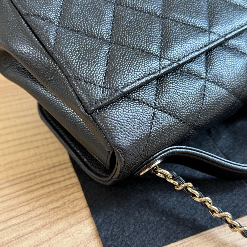全新品 割愛出售affinity  bag 郵差包 黑色晶片款-15