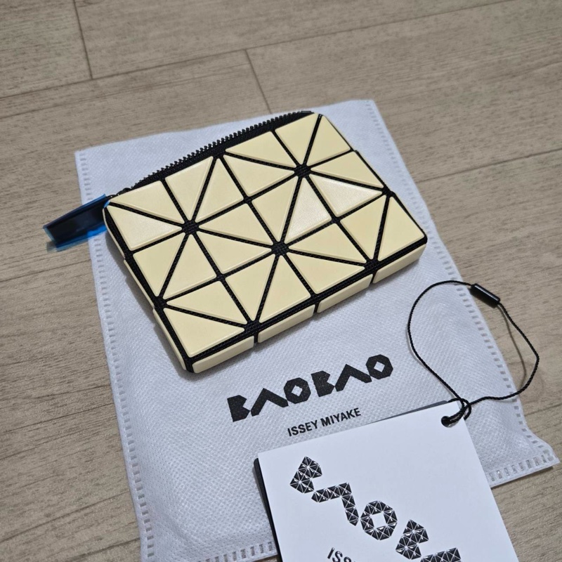 Issey Miyake 三宅一生 BaoBao 零錢包 霧面 黃色 稀有款 非常少見-0