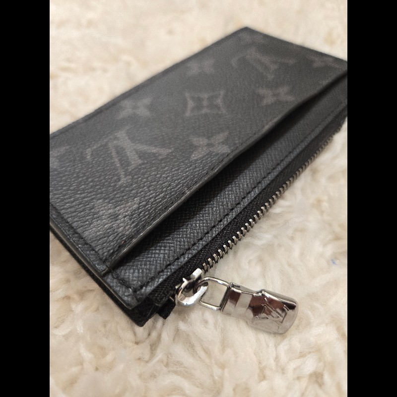 Louis Vuitton LV Eclipse M69533 帆布印花牛皮飾邊拉鍊卡夾零錢包-4