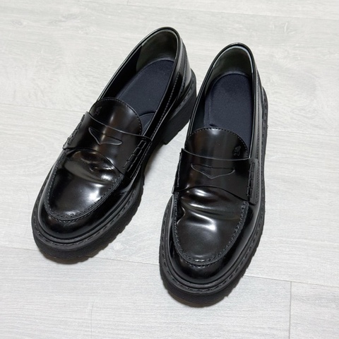 HOGAN 樂福鞋 39號半