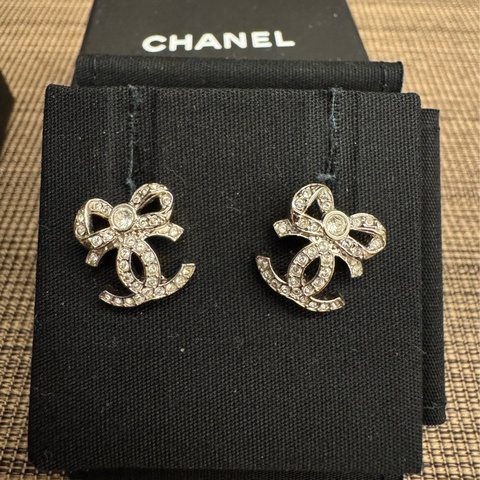CHANEL 耳環 耳釘 蝴蝶結CC