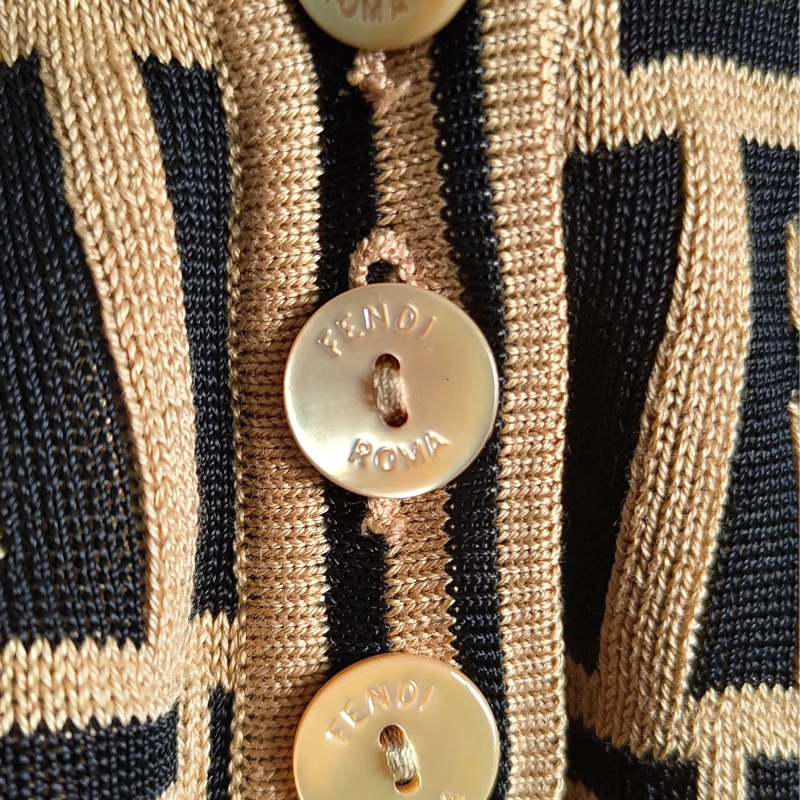 🇮🇹製老品 #FENDI 短版開襟針織衫 經典色 | 風格 | 普普 | 60s-2