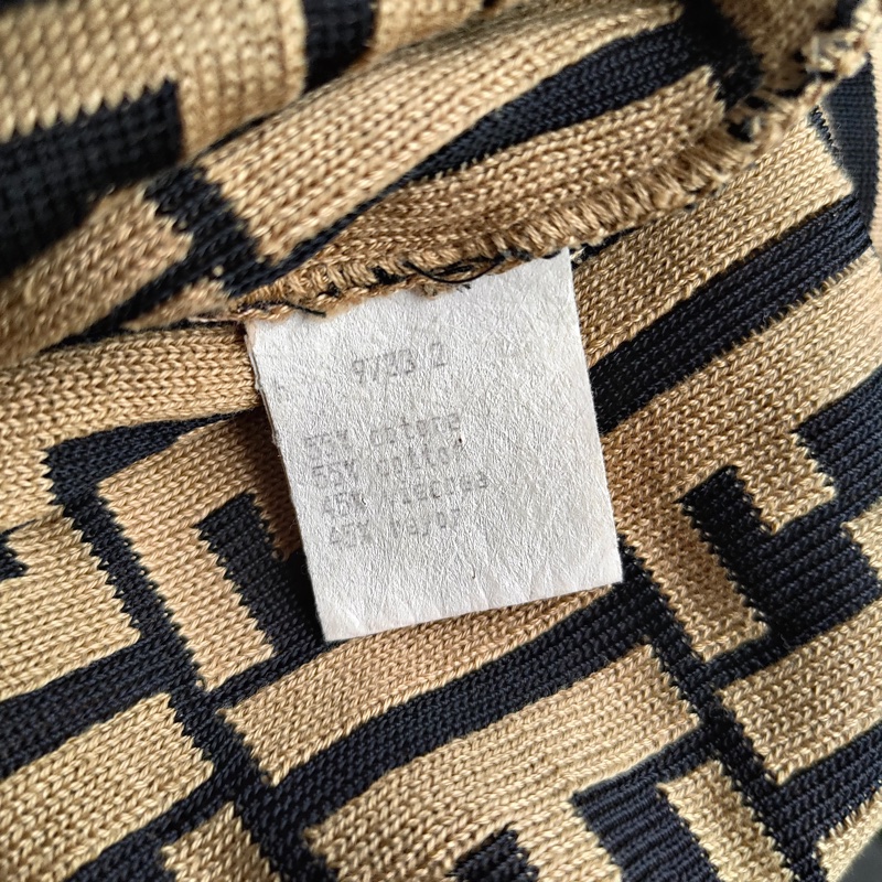 🇮🇹製老品 #FENDI 短版開襟針織衫 經典色 | 風格 | 普普 | 60s-3