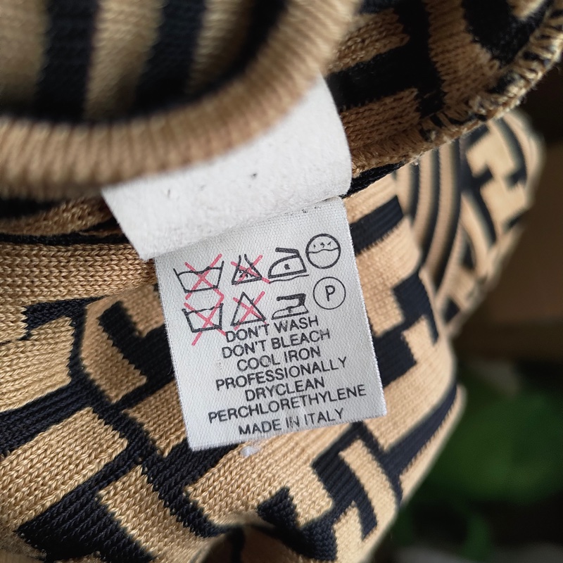 🇮🇹製老品 #FENDI 短版開襟針織衫 經典色 | 風格 | 普普 | 60s-4