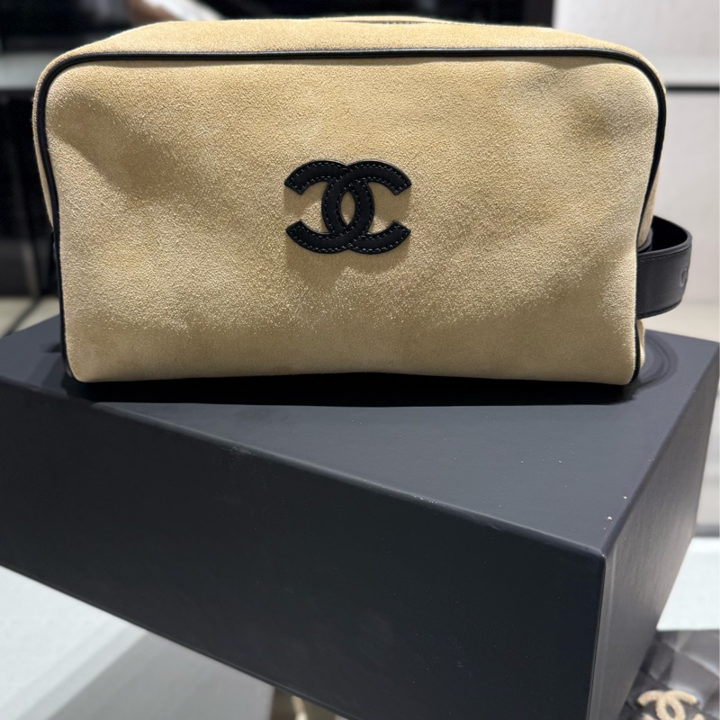 Chanel香奈兒26M coco beach沙灘系列麂皮洗書包小號-4