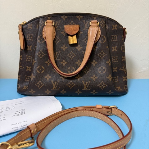lv手提兩用包❤️可以斜背 甜甜割愛