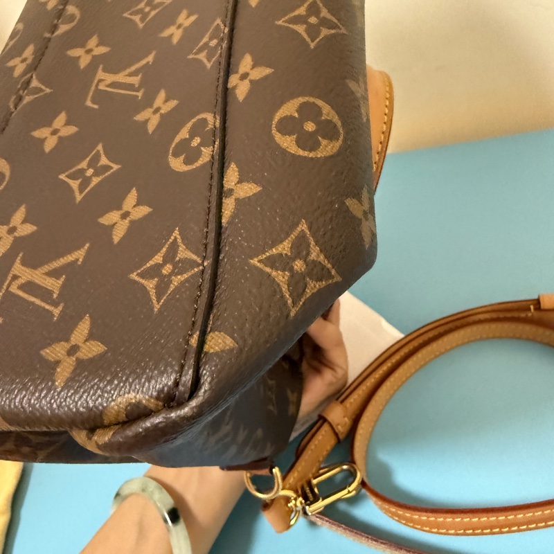 lv手提兩用包❤️可以斜背 甜甜割愛-9