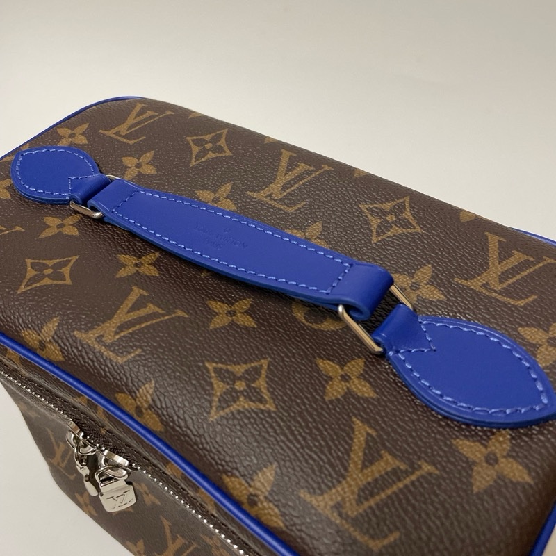 Louis Vuitton 經典老花手提化妝包【全新／官網價$ 45,500】-10