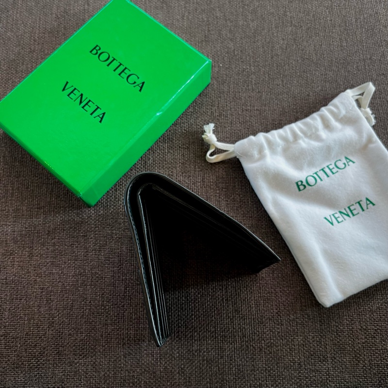 📢二手 經典耐用的低調高質感短夾🖤Bottega Veneta BV新款大格牛皮編織短夾 正品-5