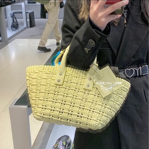 Balenciaga 巴黎世家菜籃子 小雞黃大爆款