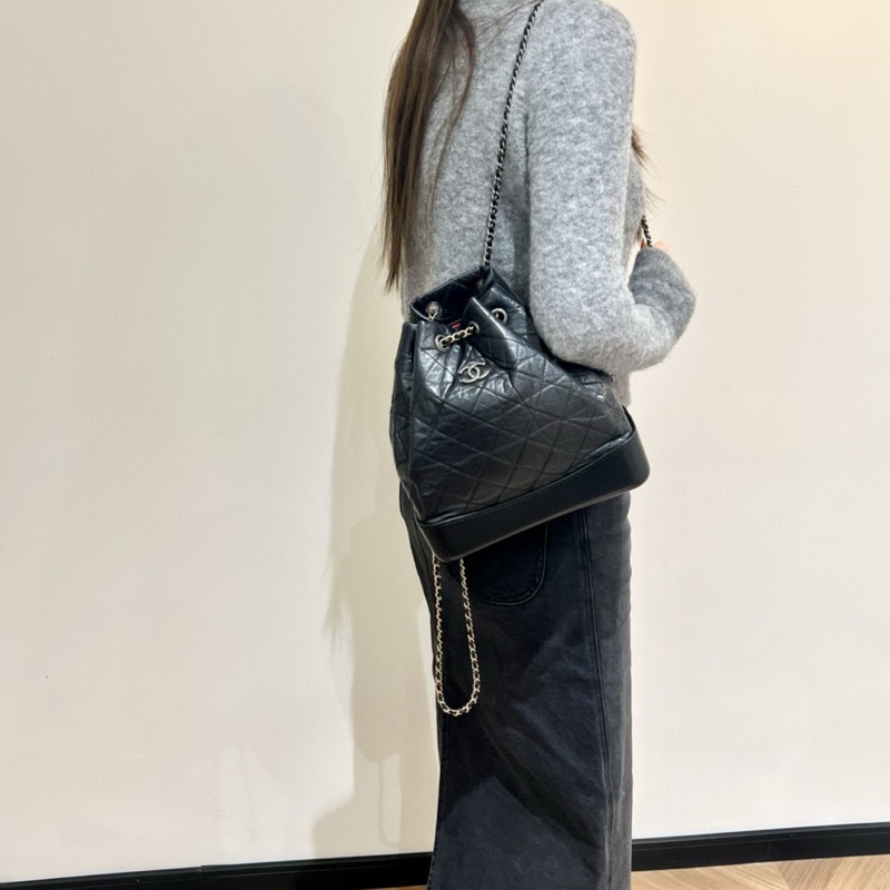 Chanel 香奈兒gabrielle純黑流浪書包-1