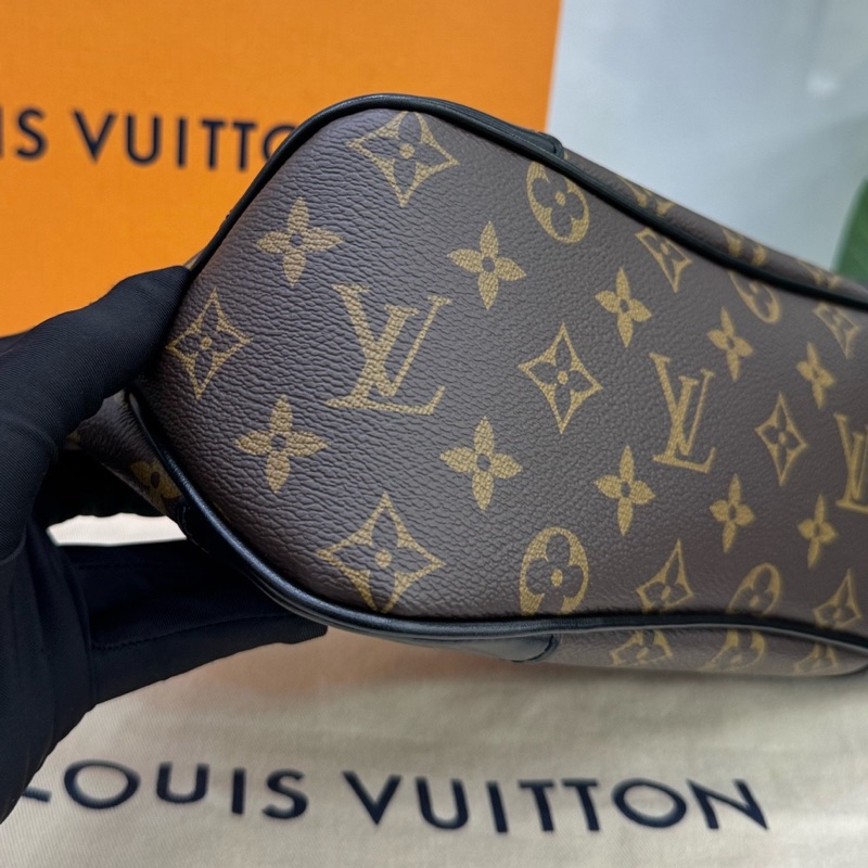 Louis Vuitton 路易威登黑牛角芯片包單肩斜挎包 斷貨王 尺寸26x10×18cm-4