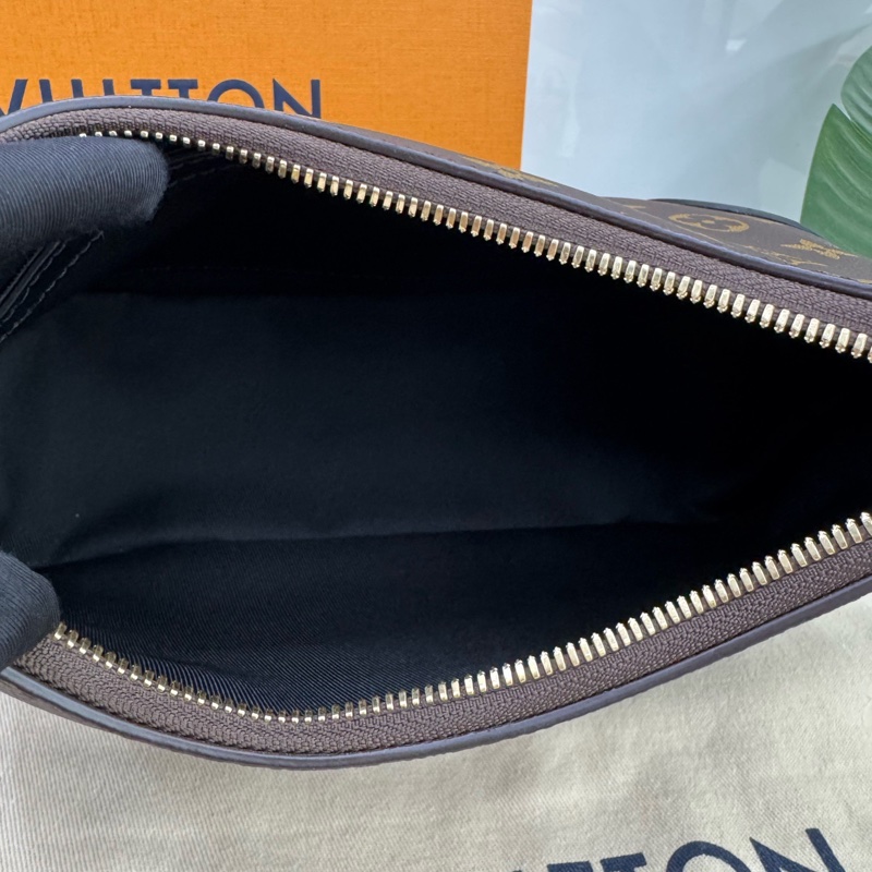 Louis Vuitton 路易威登黑牛角芯片包單肩斜挎包 斷貨王 尺寸26x10×18cm-6