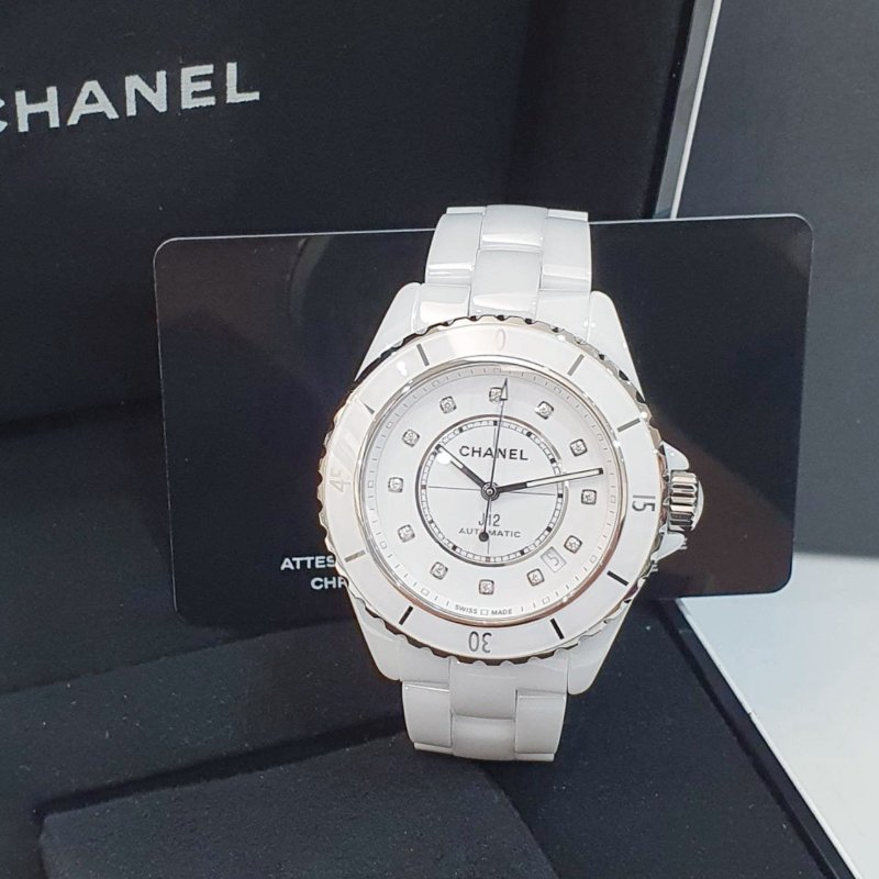 【大眾名錶】CHANEL香奈兒 H5705經典款J12 2021/06卡 白陶瓷 鑽石時標 底蓋裸空 大眾名錶B1292-1