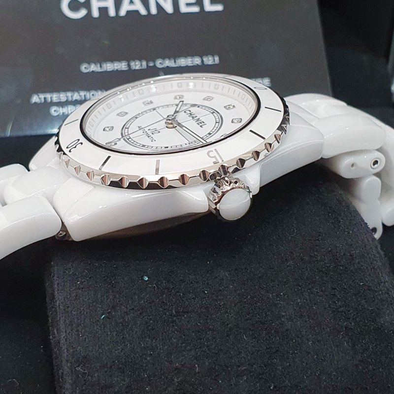 【大眾名錶】CHANEL香奈兒 H5705經典款J12 2021/06卡 白陶瓷 鑽石時標 底蓋裸空 大眾名錶B1292-6