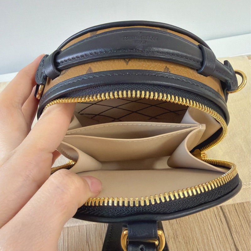 LV  Mini Boîte Chapeau小圓餅包-6