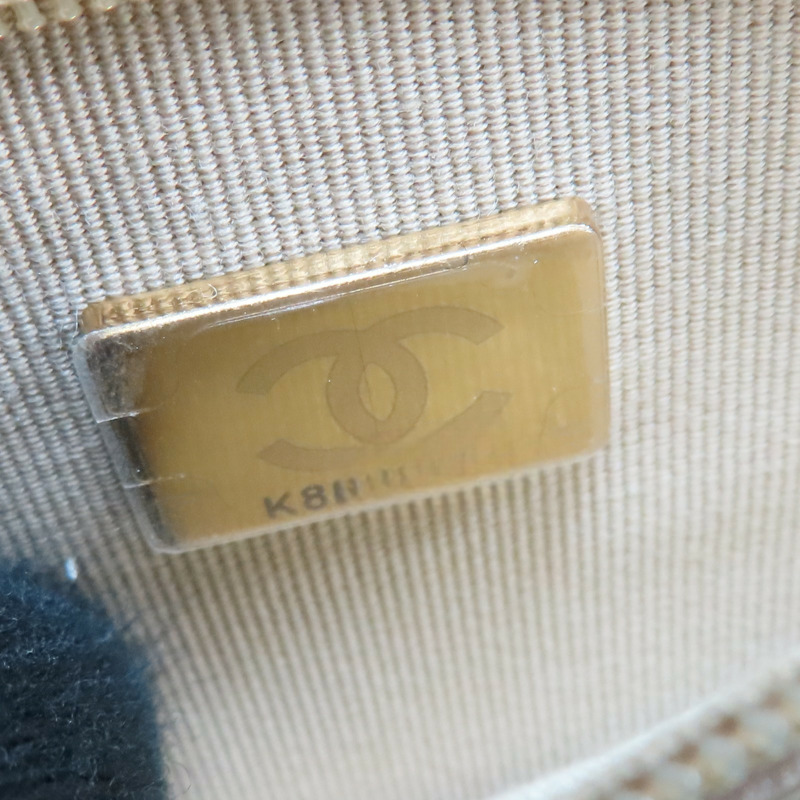 金色 羊皮 Matelasse 鍊帶 肩背包 金扣【CHANEL 香奈兒】-4