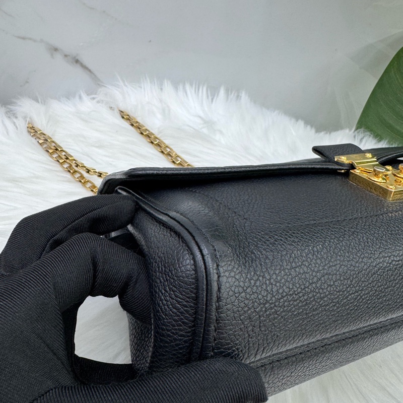 Louis Vuitton路易威登/Louis Vuitton黑金全皮壓花郵差包鏈條包 編碼15 皮穿鏈肩帶可單肩可斜挎 尺寸26x8x17cm-12
