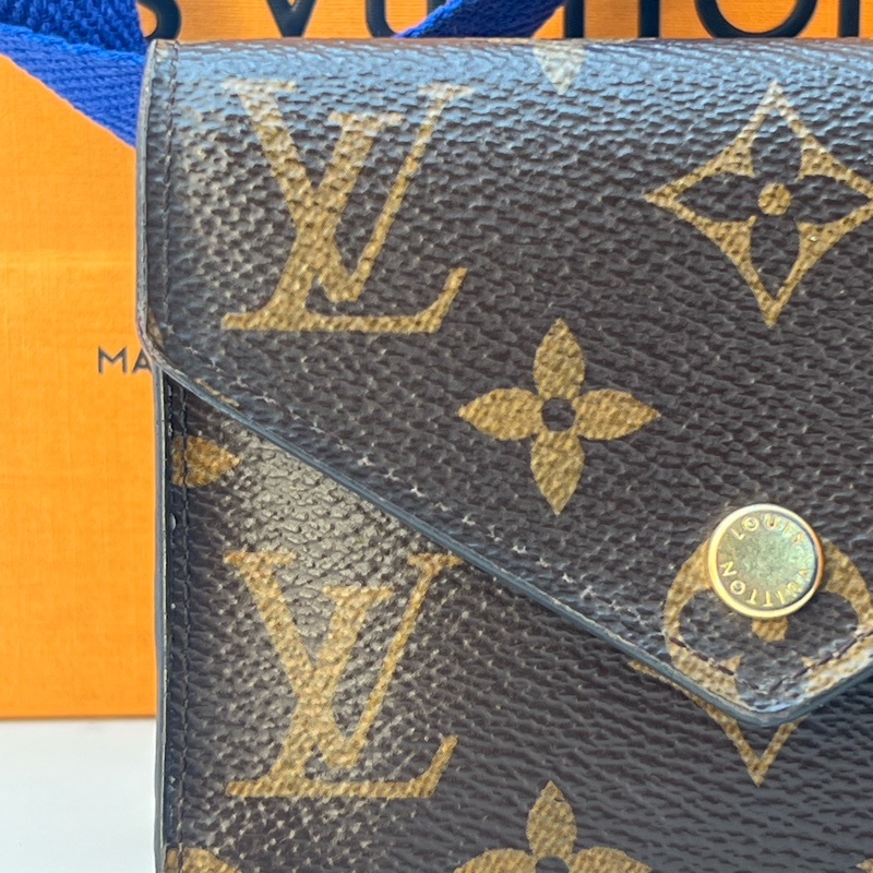 香緹國際精品 592 LV 老花三折短夾-1