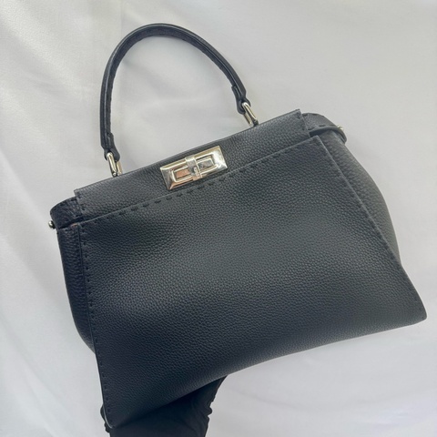 芬迪 FENDI PEEKABOO 牛皮手提包（無背帶）8BN290