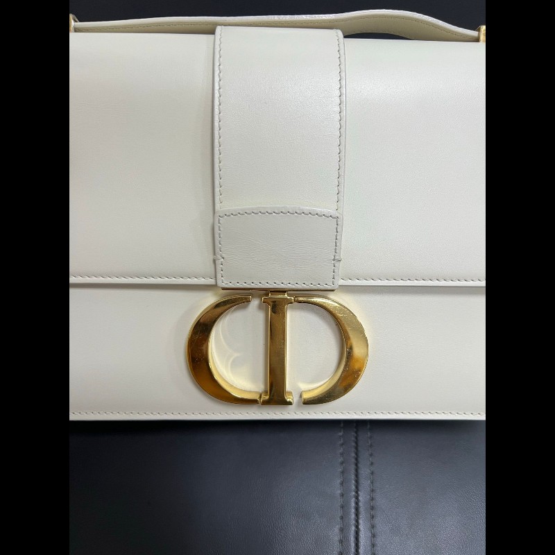 Dior montaigne 30 medium 
蒙田30 白色金扣全皮-8