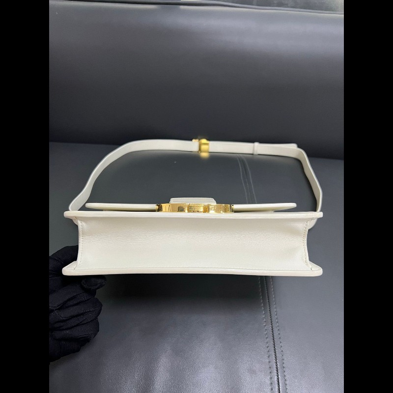 Dior montaigne 30 medium 
蒙田30 白色金扣全皮-9