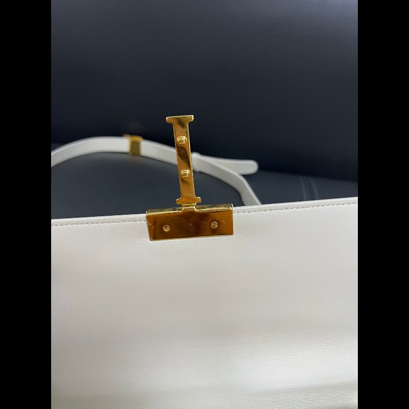 Dior montaigne 30 medium 
蒙田30 白色金扣全皮-20