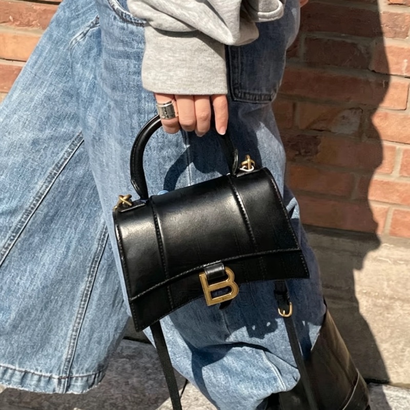 BALENCIAGA巴黎世家經典黑光牛金色釦沙漏包XS🦔-5