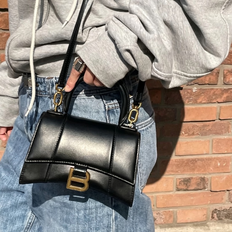 BALENCIAGA巴黎世家經典黑光牛金色釦沙漏包XS🦔-6