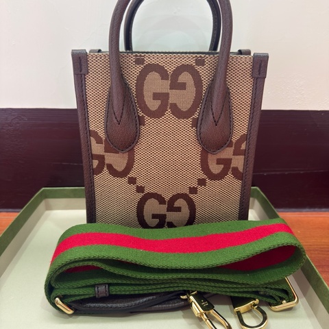 全新琴譜包Gucci